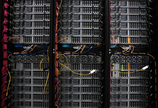 مراكز البيانات في الفضاء والحوسبة الكمومية