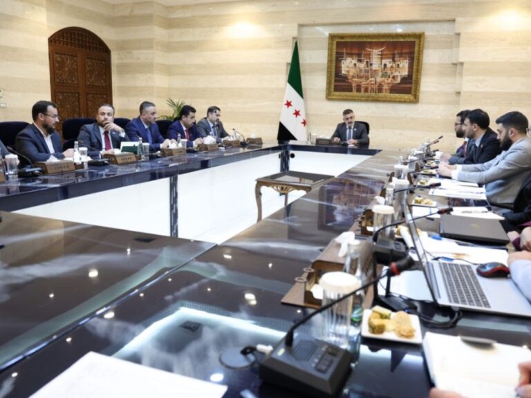 اجتماع تنسيقي في الأمانة العامة لرئاسة الجمهورية لدعم المشاريع الخدمية والتنموية