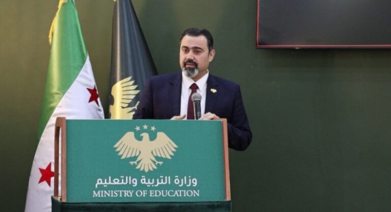 وزير التربية يكشف عدد الطلبة والمدارس المفتتحة في شرق سوريا