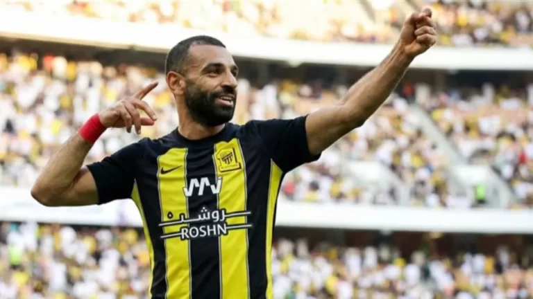 الاتحاد يحسم موقفه من صفقة محمد صلاح.. شروط مالية صارمة