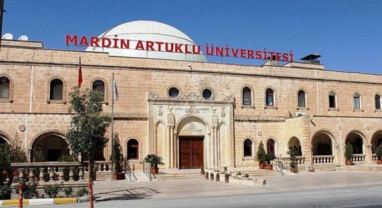 بالتعاون مع جامعة تركية.. خطوات عملية لإدراج اللغة الكردية في مناهج سوريا
