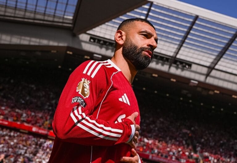 رجل أعمال مصري يمهد الطريق لمحمد صلاح إلى الدوري الأمريكي