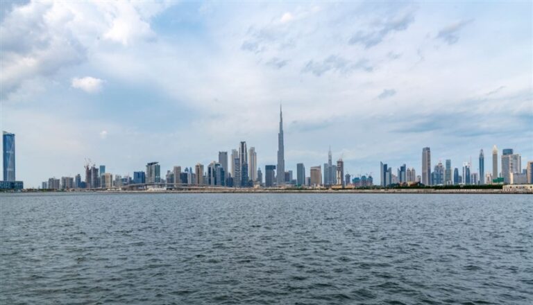 تعرف إلى طقس الغد في الإمارات