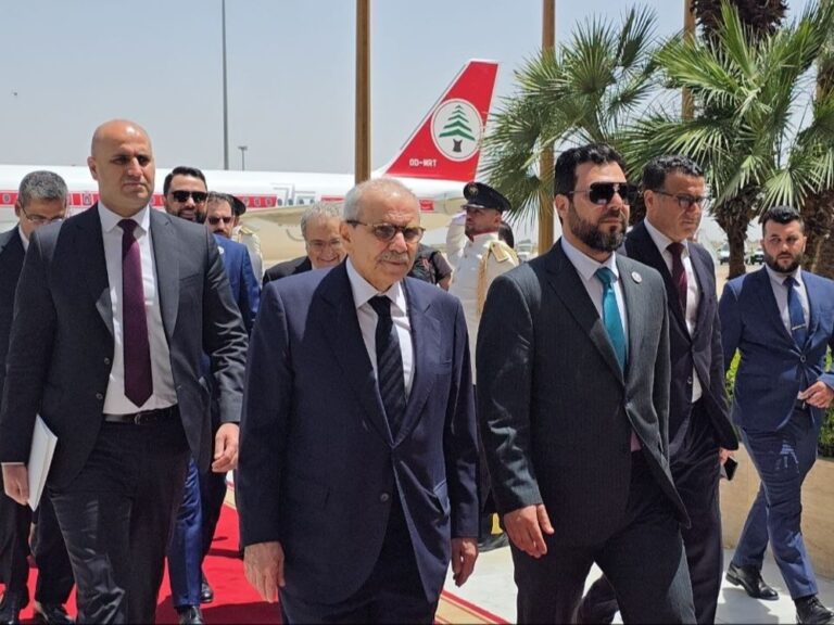 وصول وفد لبناني إلى دمشق لتعزيز التعاون المشترك وصول وفد لبناني إلى دمشق لتعزيز التعاون المشترك