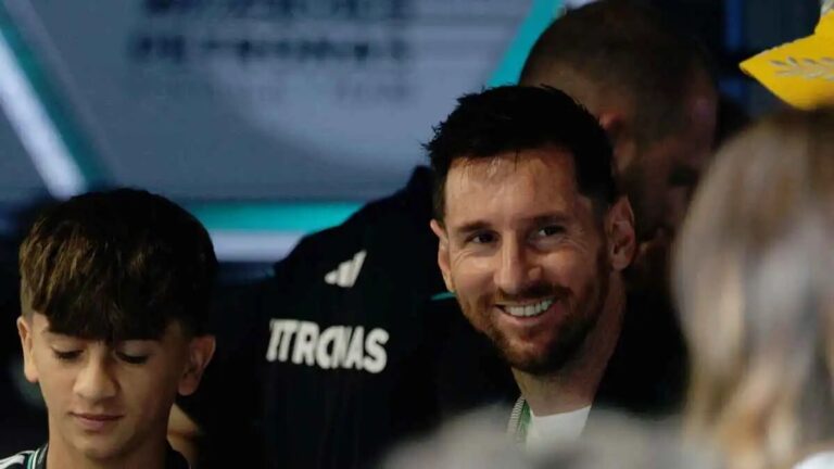 مفاجأة.. ميسي يختار اللاعب الذي يذكره بنفسه (فيديو)