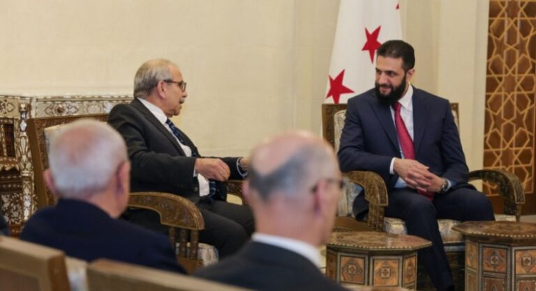 عقب لقائه الشرع.. نواف سلام: لن نسمح باستخدام لبنان منصة للإضرار بسوريا