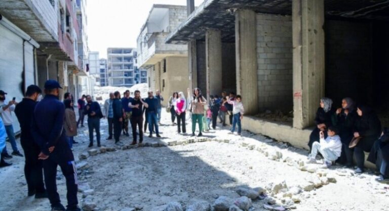 هيئة المفقودين تبدأ أعمال انتشال رفات ضحايا مجزرة التضامن بدمشق
