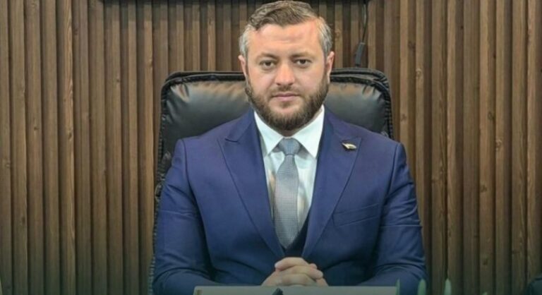 الهلالي: مستمرون بمسارات الدمج مع "قسد" والإفراجات وعودة أهالي عفرين