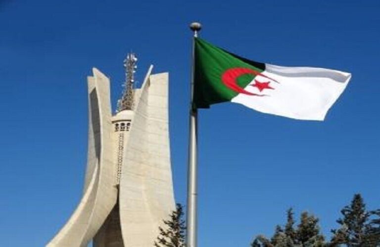 الجزائر.. الإطاحة بشبكة إجرامية دولية  وضبط قرابة الـ4 ملايين قرص من المؤثرات العقلية