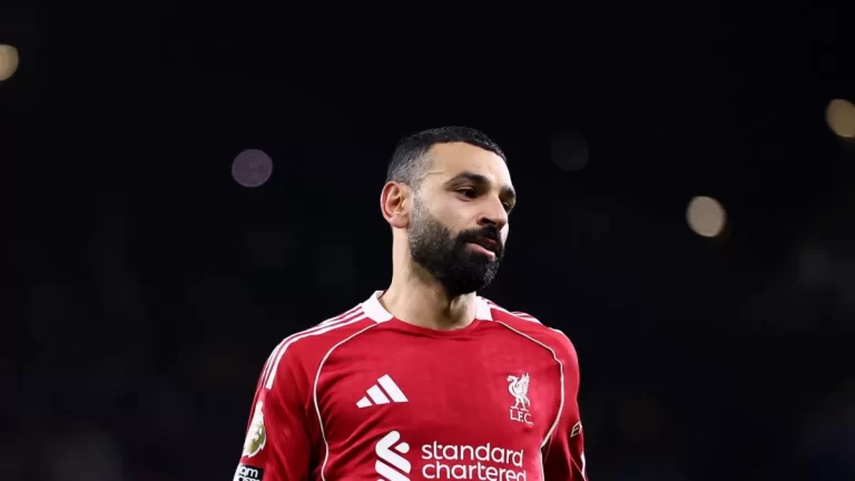 محمد صلاح يحسم موقفه من عروض "دوري روشن" عقب كأس العالم.. منافسة تركية شرسة