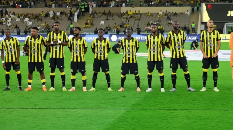 القنوات المفتوحة الناقلة لمباراة الاتحاد والاتفاق اليوم في دوري روشن السعودي