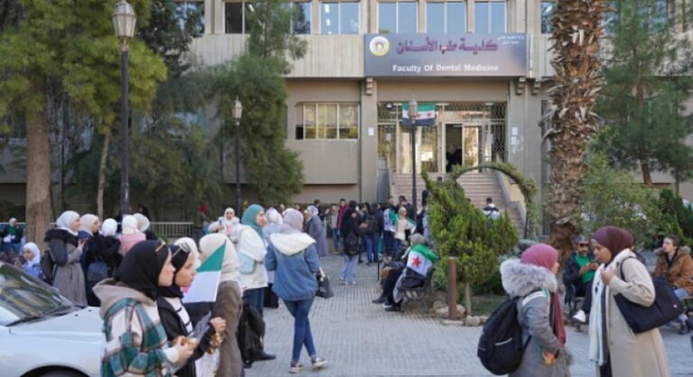 ارتفاع أجور المواصلات يفاقم معاناة طلاب الجامعات في دمشق وريفها