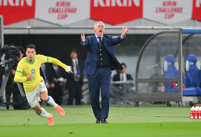 أنشيلوتي يوقع عقدا جديدا طويل الأمد مع منتخب البرازيل