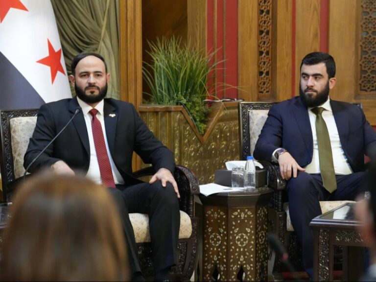 محافظ حلب يبحث مع وفد تركي تعزيز التعاون المشترك محافظ حلب يبحث مع وفد تركي تعزيز التعاون المشترك