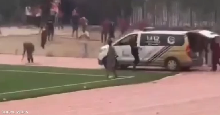 ليبيا.. "ركلة جزاء" تقود إلى كارثة وحريق بمقر رئاسة الوزراء (فيديو)