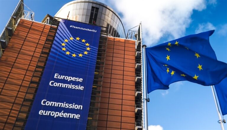 المفوضية الأوروبية تخفض تقديرات نمو 2026 بعد أزمة الطاقة المستمرة المفوضية الأوروبية تخفض توقعات النمو الاقتصادي بعد "صدمة الطاقة"
