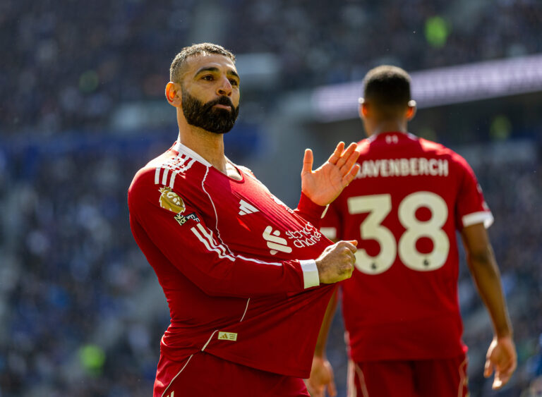 إقبال غير مسبوق على قميص محمد صلاح يثير دهشة عشاق الكرة خلال 48 ساعة إقبال تاريخي على قميص محمد صلاح خلال 48 ساعة