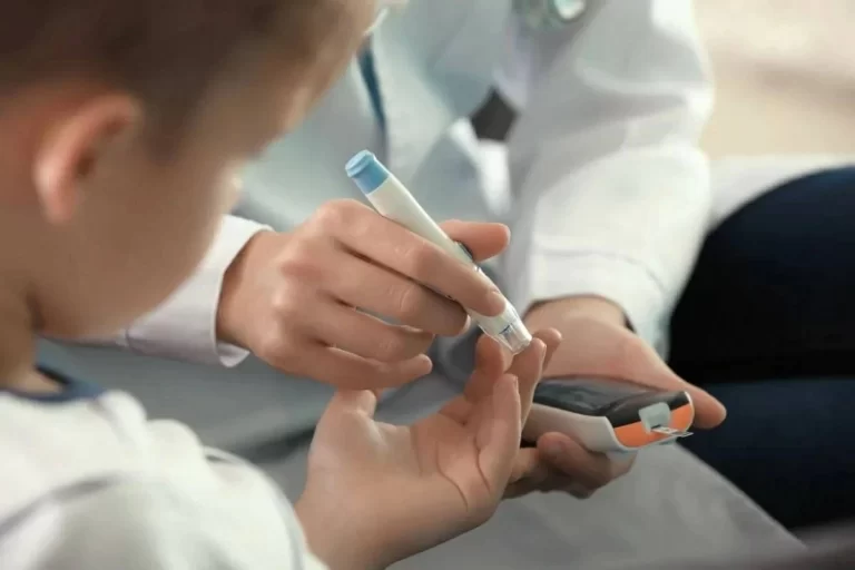 دراسة توصي بفحص جميع الأطفال للكشف عن السكري