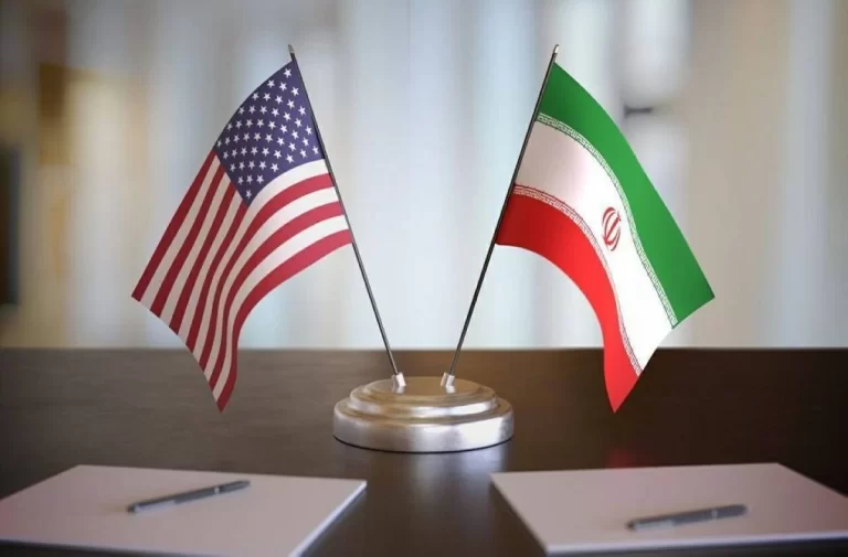 'فاينانشال تايمز': أمريكا وإيران تقتربان من تمديد الهدنة لـ 60 يوماً وفتح هرمز