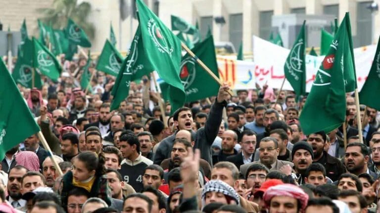 فرنسا تصعد ضد الإخوان المسلمين بقرار قضائي جديد