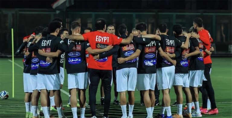 مفاجأة: تذاكر مباراة مصر وروسيا مجانية لعشاق كرة القدم! طرح تذاكر مباراة مصر وروسيا مجانًا