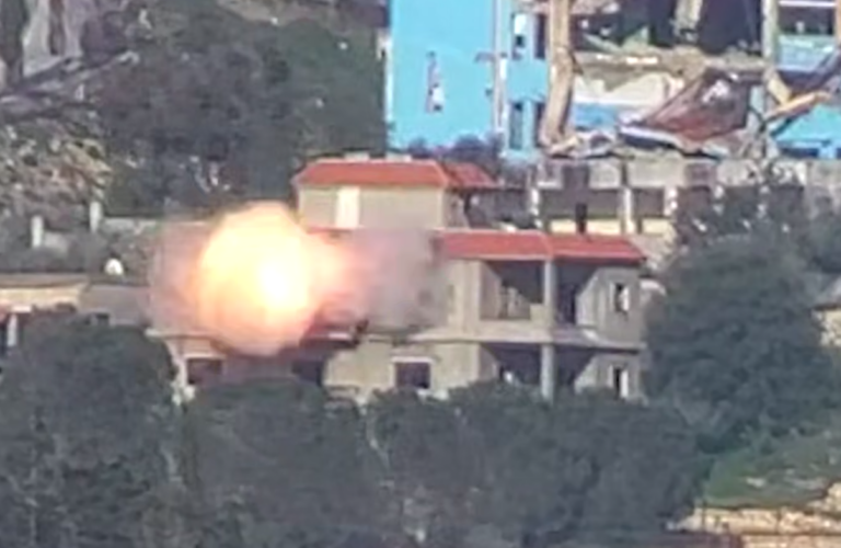"حزب الله": استهدفنا  قوة إسرائيلية متموضعة داخل غرفة في بلدة البياضة بمحلقة انقضاضية