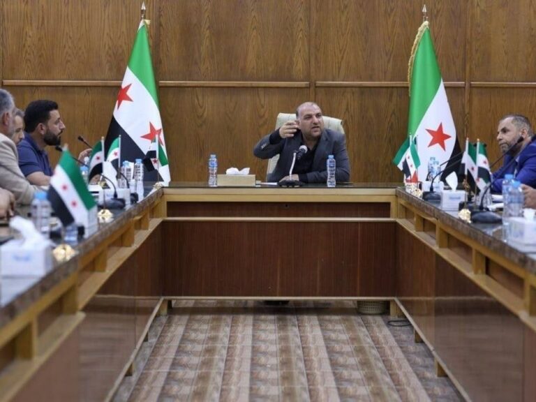 الأسرة الزراعية في حماة تتبنى استراتيجيات جديدة لموسم زراعي ناجح محافظة حماة: الأسرة الزراعية تبحث خطط الموسم الزراعي