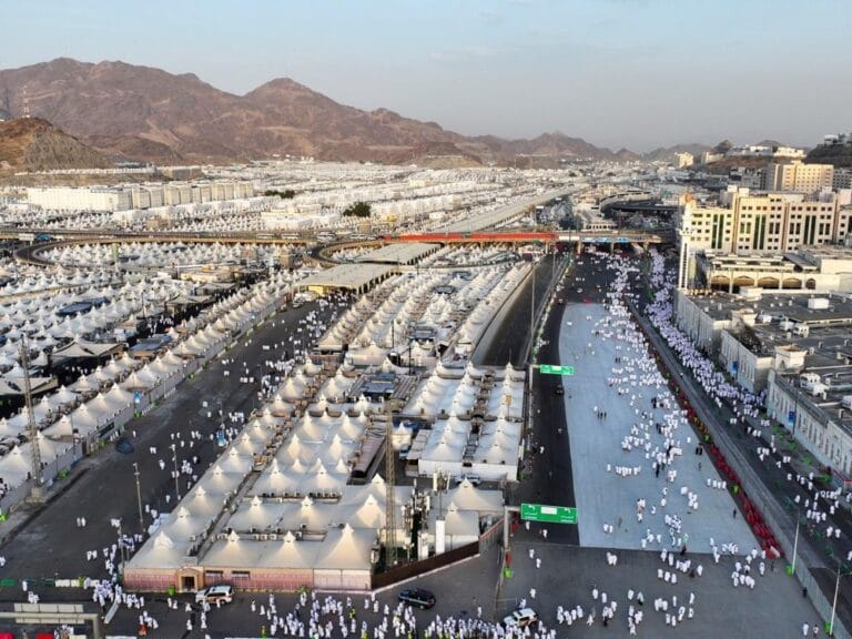 استكمال التجهيزات الخاصة بمخيمات الحجاج السوريين في مشعري منى وعرفات