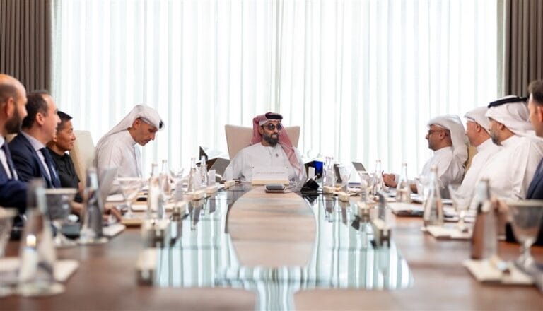 إم جي إكس تطلق استثمارات جديدة في الذكاء الاصطناعي برئاسة طحنون بن زايد برئاسة طحنون بن زايد.. "إم جي إكس" تستعرض استثمارات جديدة وتوسعاً في الذكاء الاصطناعي