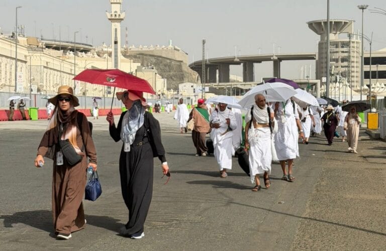 السعودية.. الحجاج يتوافدون على مشعر منى لقضاء يوم التروية (صور)