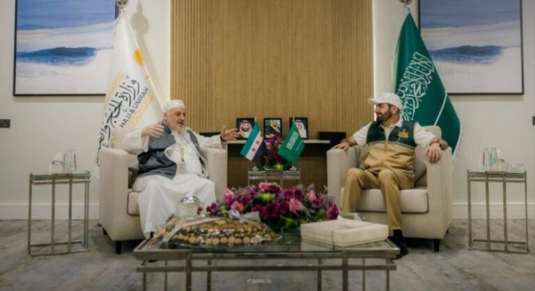 وزير الأوقاف السوري يبحث مع نظيره السعودي تعزيز خدمات الحجاج السوريين