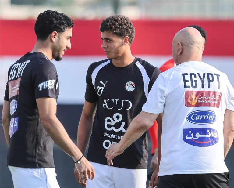 حمزة عبد الكريم ومرموش يعززان صفوف منتخب مصر قبل كأس العالم 2026 انضمام حمزة عبد الكريم ومرموش لمعسكر منتخب مصر استعدادًا لـ كأس العالم