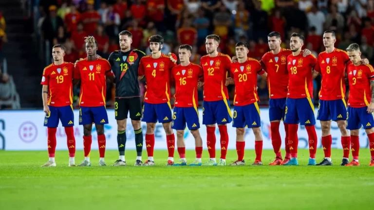 استبعاد لاعبي ريال مدريد عن المونديال: 8 نجوم من برشلونة في القائمة! 8 لاعبين من برشلونة.. سر استبعاد نجوم ريال مدريد من قائمة إسبانيا في المونديال