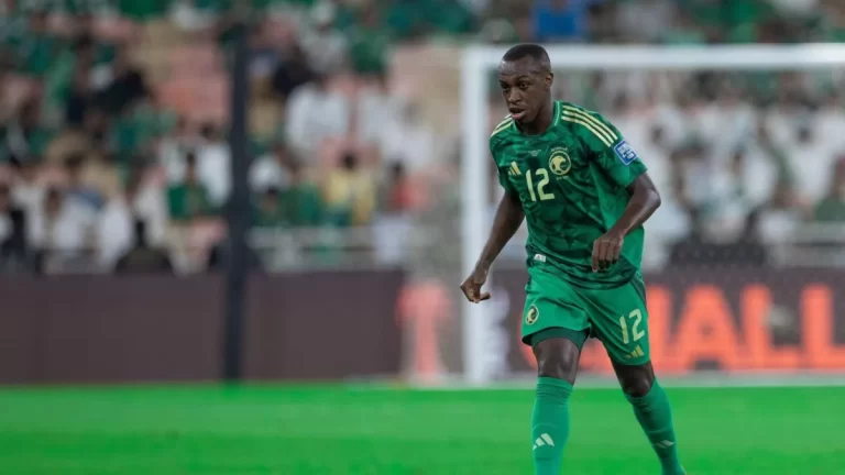موعد انتظام سعود عبد الحميد في معسكر المنتخب السعودي استعدادا لكأس العالم
