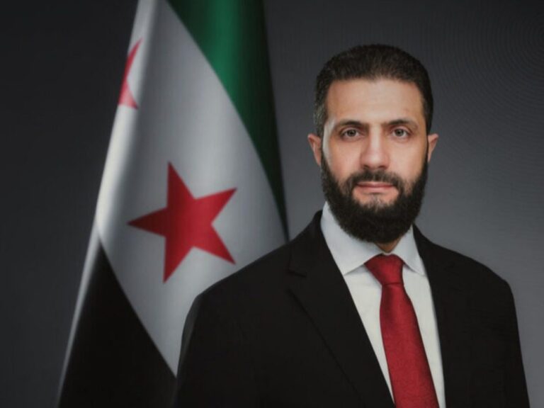 الرئيس الشرع يهنئ السوريين وحجاج بيت الله الحرام بعيد الأضحى المبارك
