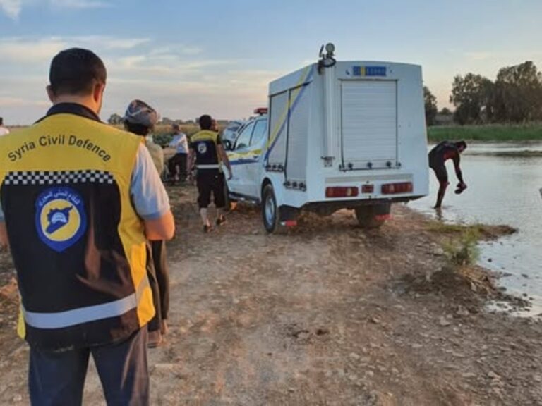 غرق طفل ونجاة 3 في نهر الفرات بدير الزور: مأساة إنسانية مميتة وفاة طفل وإنقاذ ثلاثة آخرين إثر حادث غرق في نهر الفرات بدير الزور
