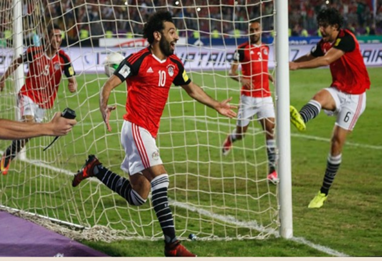 الثلاثية التاريخية وصرخة صلاح يتصدران أبرز لحظات تاريخ مصر قبل كأس العالم