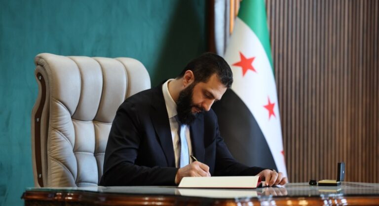 الرئيس الشرع يدوّن رسالة تذكارية لحلب وأهلها.. ماذا جاء فيها؟