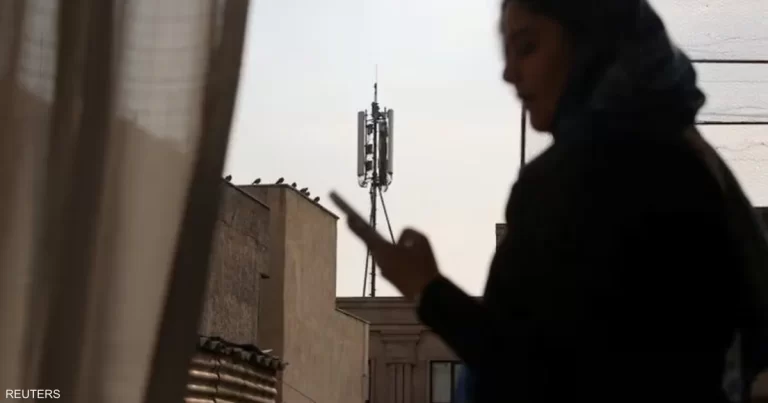 إيران ترفع حجب الإنترنت والشعب يتجه بشكل سريع نحو استخدام VPN إيران تعيد الإنترنت بعد الحجب.. والشعب يسارع إلى الـ VPN