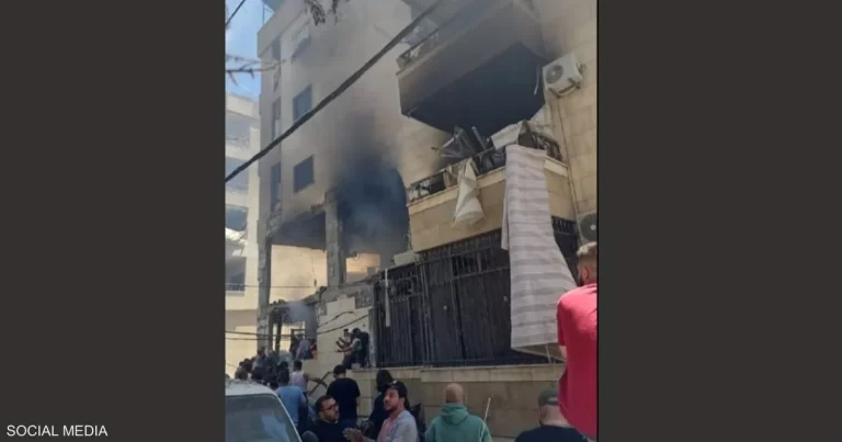 غارة إسرائيلية تستهدف قائد صواريخ حزب الله في بيروت تصعيد مأساوي جديد غارة إسرائيلية على بيروت تستهدف قائد الصواريخ في حزب الله
