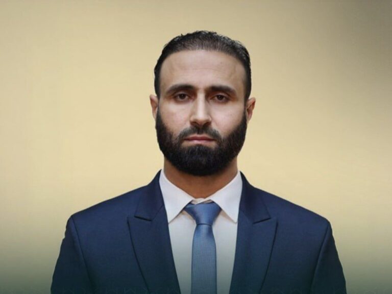 استنفار كافة المؤسسات في دير الزور لضمان عدم ترك أي عائلة وحدها محافظ دير الزور يؤكد: جميع المؤسسات بحالة استنفار ولن نترك أي عائلة وحدها