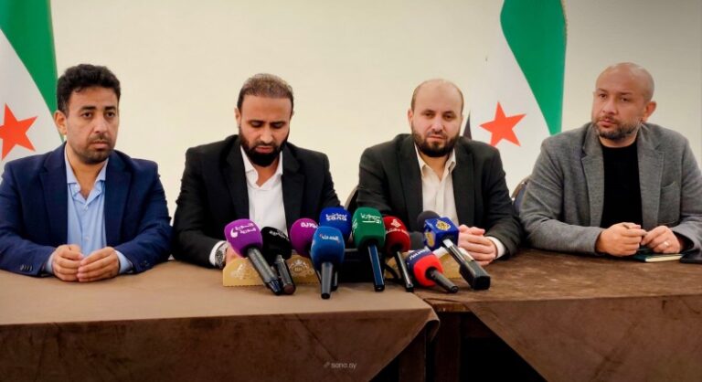 الحكومة تكشف تفاصيل خطة الاستجابة للأضرار الناجمة عن فيضان الفرات في دير الزور فيضان الفرات في دير الزور.. الحكومة تكشف حجم الأضرار وتفاصيل خطة الاستجابة