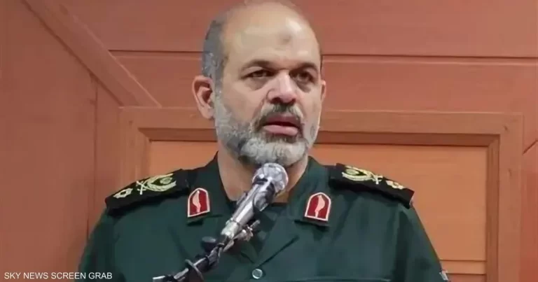 إيران: تحالف وحيدي جعفري يغلق الأبواب أمام قاليباف ويغير المعادلة السياسية إيران.. تحالف "وحيدي جعفري" يقصي قاليباف من المشهد
