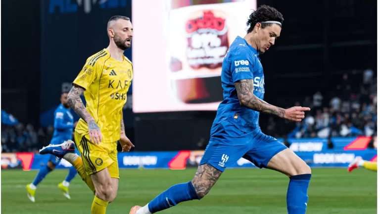 الهلال يدرس إنهاء عقد داروين نونيز بالتراضي.. وبنفيكا يترقب موقف اللاعب