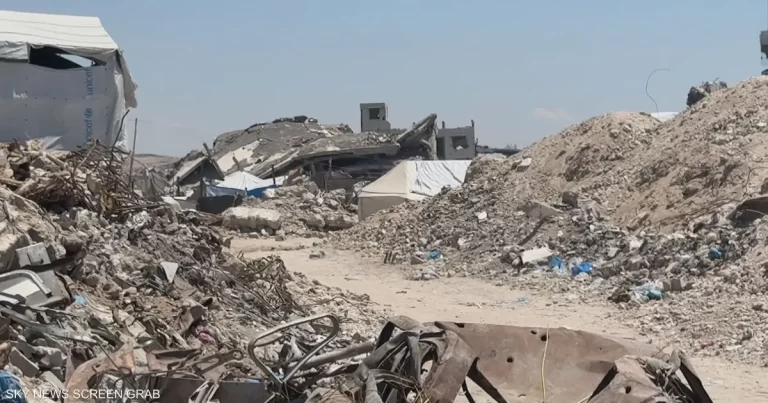 تصعيد إسرائيلي في غزة وزيادة جهود حماس لوقف القتال مع الوسطاء تصعيد إسرائيلي كبير في غزة.. وحماس تبحث وقفه مع الوسطاء