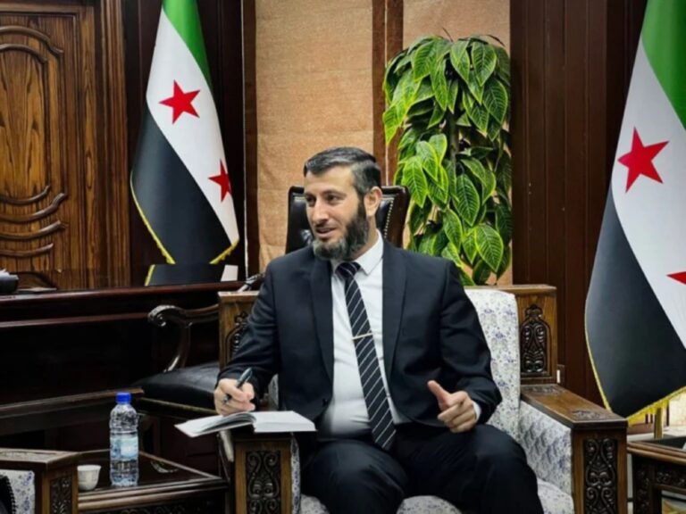 تعيين أسامة أبو زيد معاوناً لوزير الطاقة في حكومة سوريا الجديدة مرسوم رئاسي يقضي بتعيين أسامة أبو زيد معاون وزير الطاقة لشؤون المياه والكهرباء