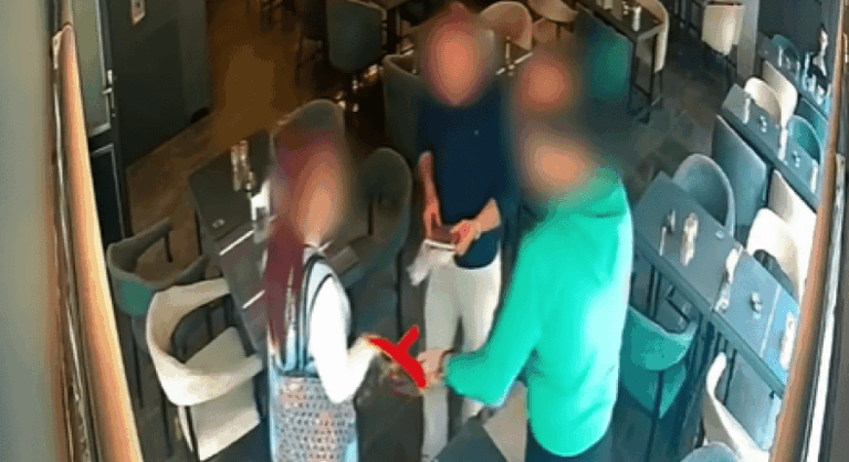 محافظة دمشق تكف يد موظفين بعد ضبطهم بتلقي رشاوى داخل مطعم | فيديو