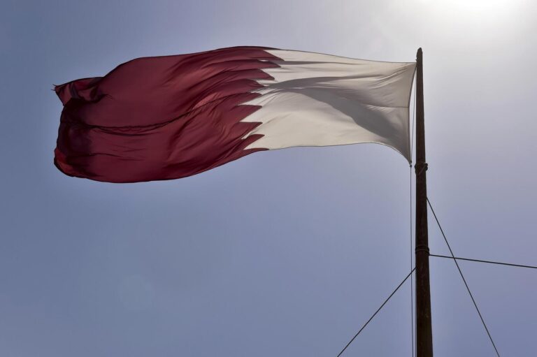 الكشف عن تفاصيل مفاوضات قاليباف في قطر بشأن الأصول المجمدة