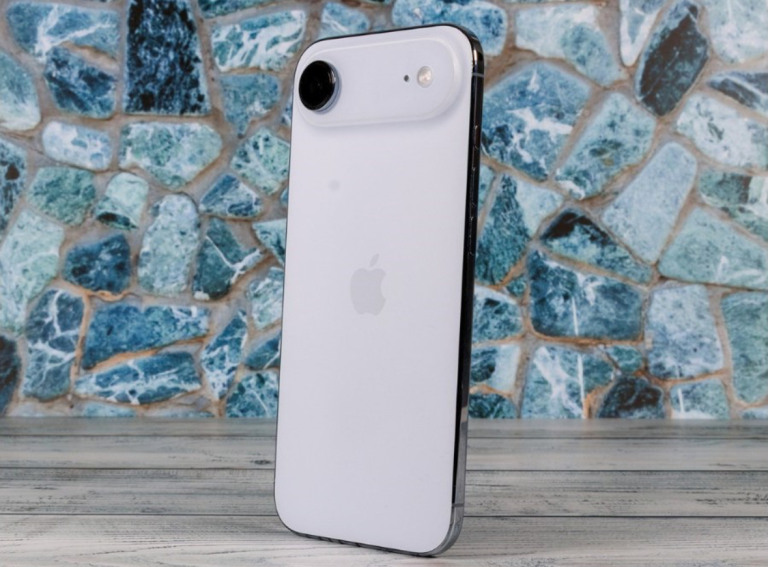 تحديث iOS الجديد يعالج مشكلة شحن مزعجة في آيفون 17 وآيفون Air - التقنية بلا حدود