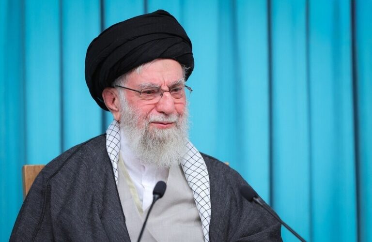 إيران تكشف عن موقع تشييع ودفن خامنئي بعد 94 يوماً من الانتظار بعد 94 يوما.. إيران تعلن مكان تشييع خامنئي ودفنه